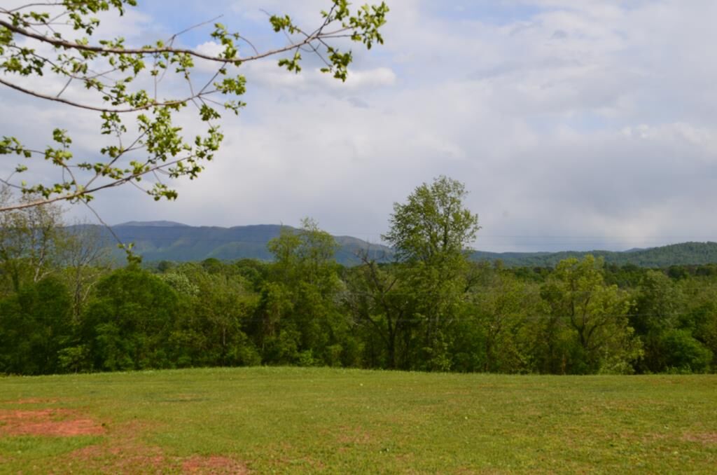 Property Photo:  Lot 21 R Golf Villa Dr  TN 37743 