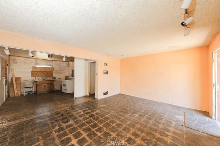 Property Photo:  641 Redburn Avenue  CA 91746 