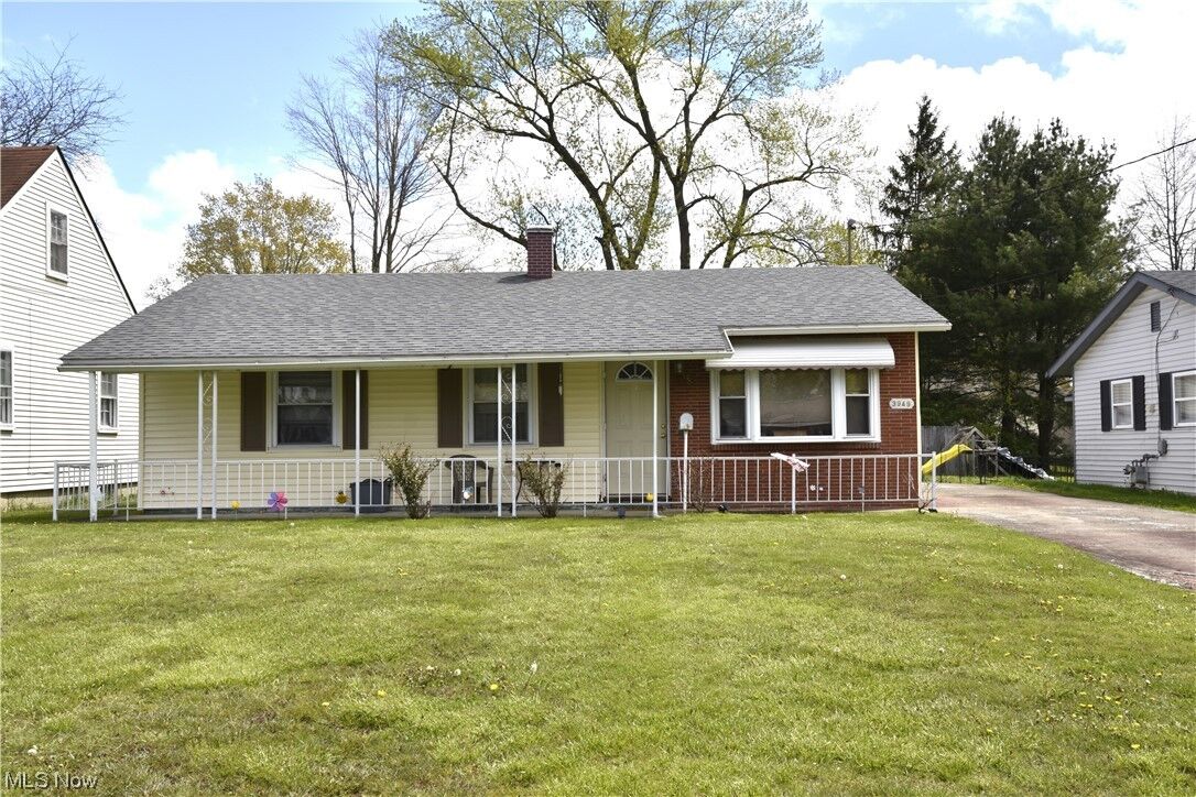 Property Photo:  3949 Sylvia Lane  OH 44511 