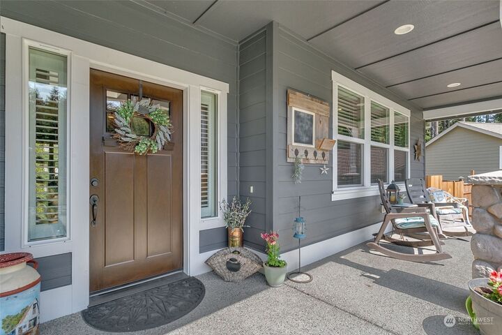 Property Photo: 215 SW Teal Court WA 98367