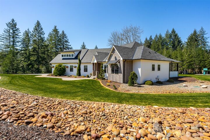 Property Photo: 125 Glenview Lane WA 98532