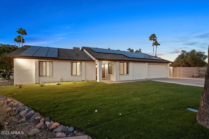 Property Photo: 18215 N 46th Drive AZ 85308