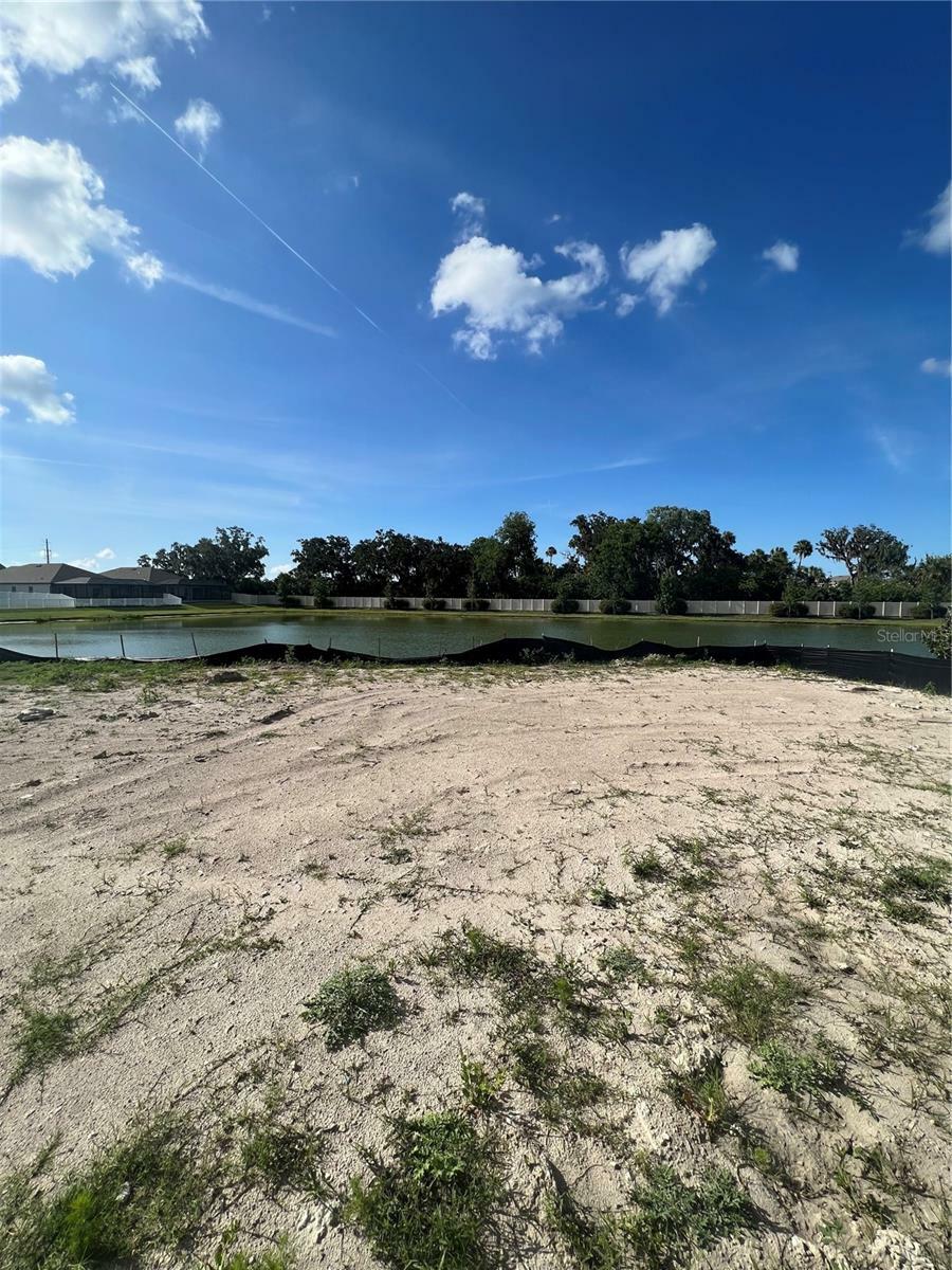 Property Photo:  4827 Reisswood Loop  FL 34221 