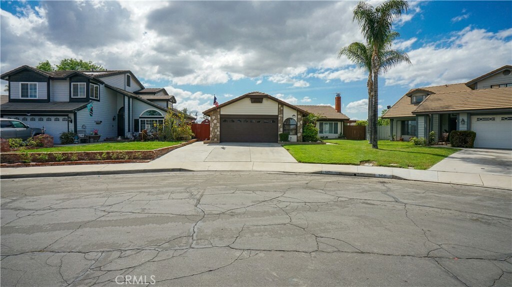 Property Photo:  14151 Agave Street  CA 92553 