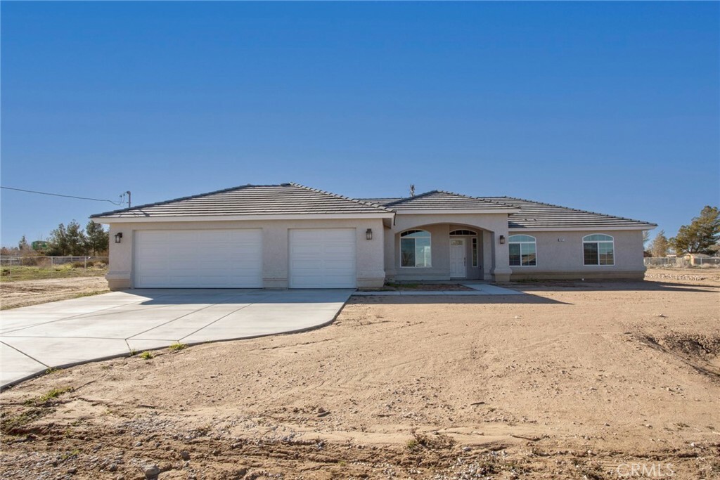 Property Photo:  17472 Donert Street  CA 92345 