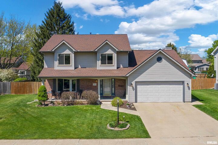 201 N Cloverfield Drive  Chillicothe IL 61523 photo