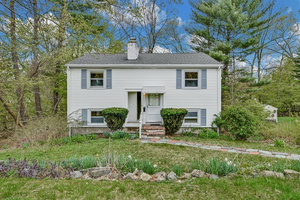 61 Winslow Road  Reading MA 01867 photo