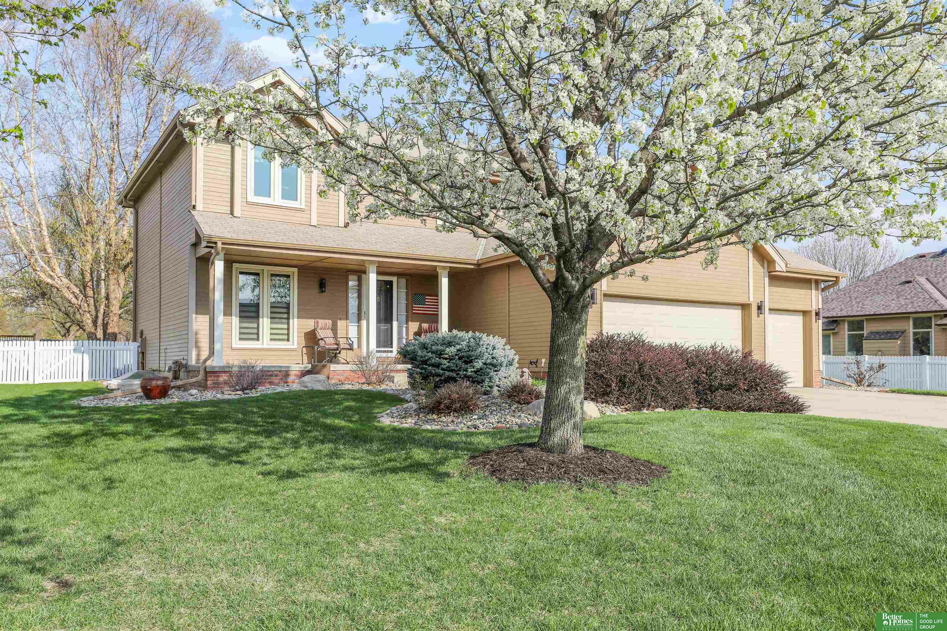 Property Photo: 3863 N 208th NE 68022