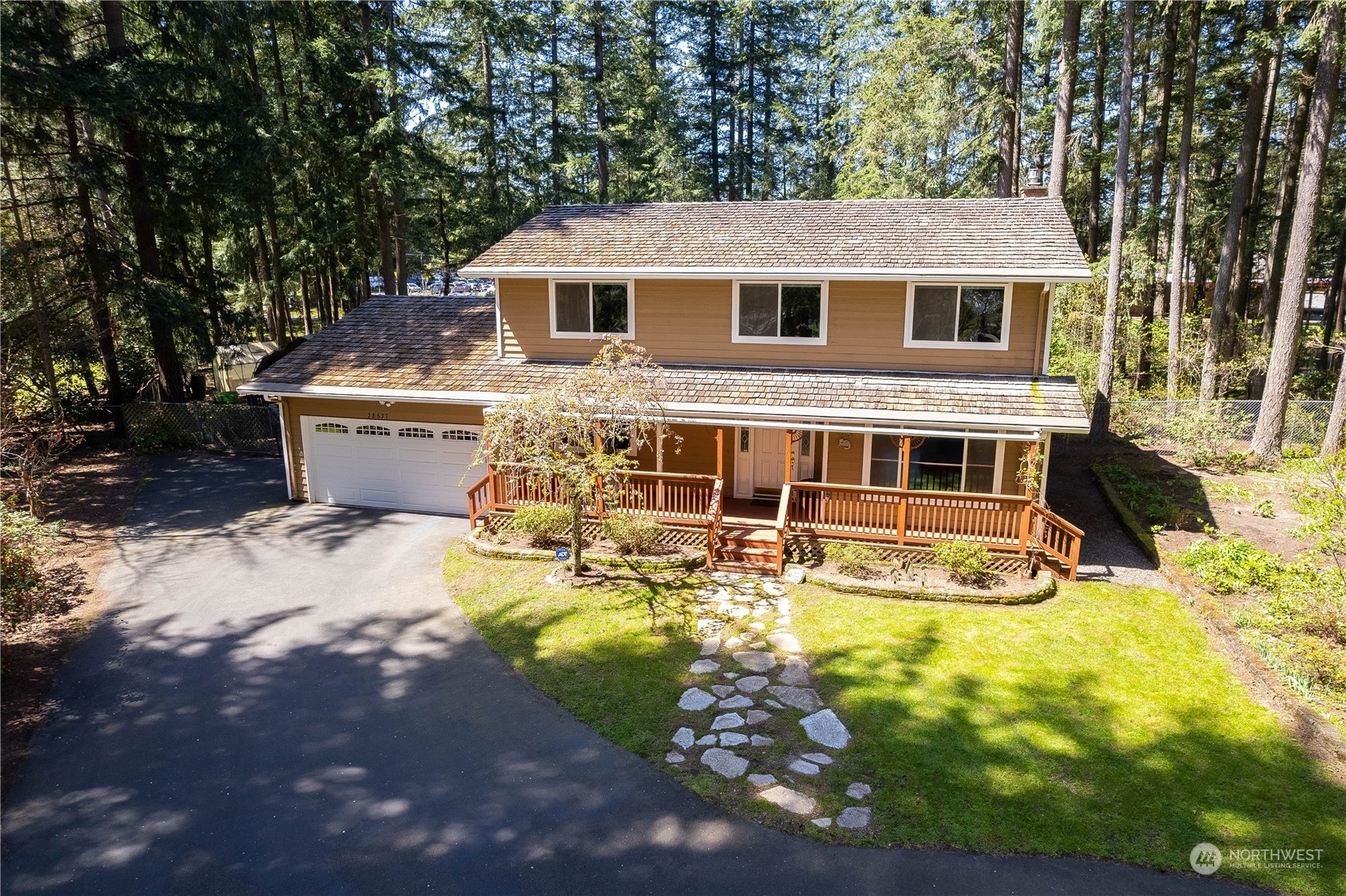 Property Photo:  28637 192nd Place SE  WA 98042 