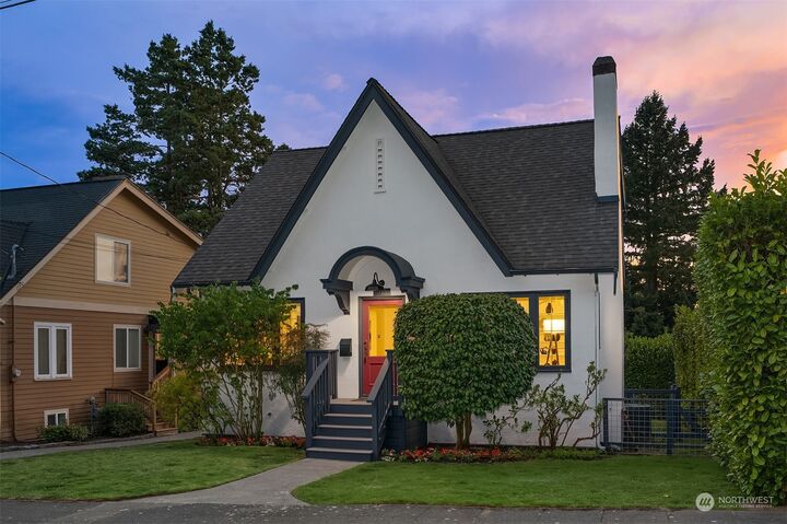 Property Photo: 6057 29th Avenue NE WA 98115