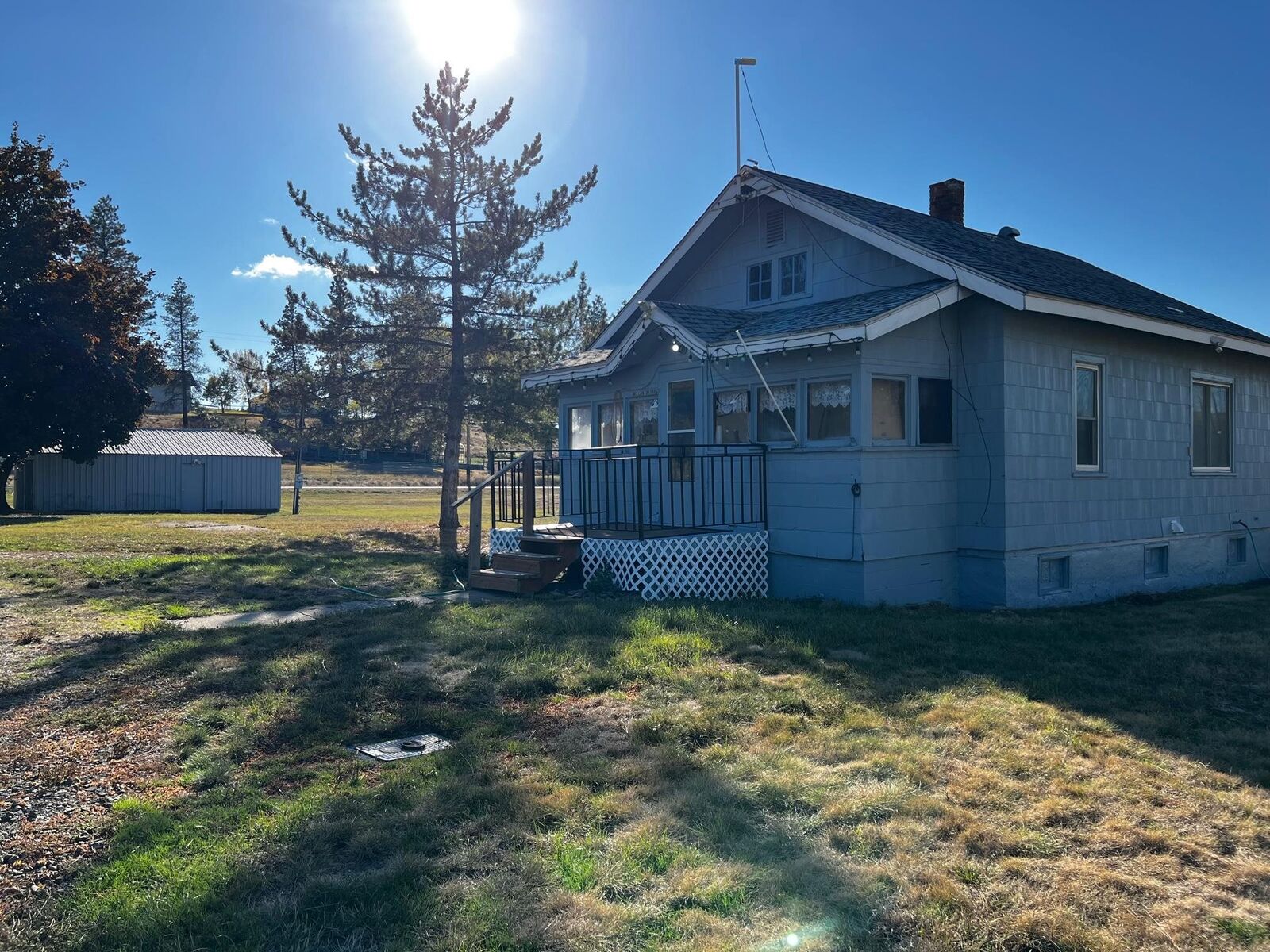 Property Photo:  13 NW Cedar St  WA 99170 