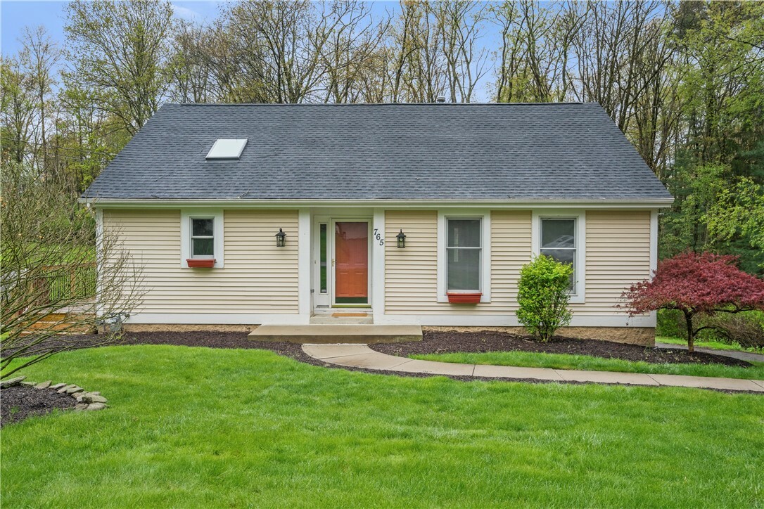 Property Photo:  765 Chesapeake Ave  PA 15237 