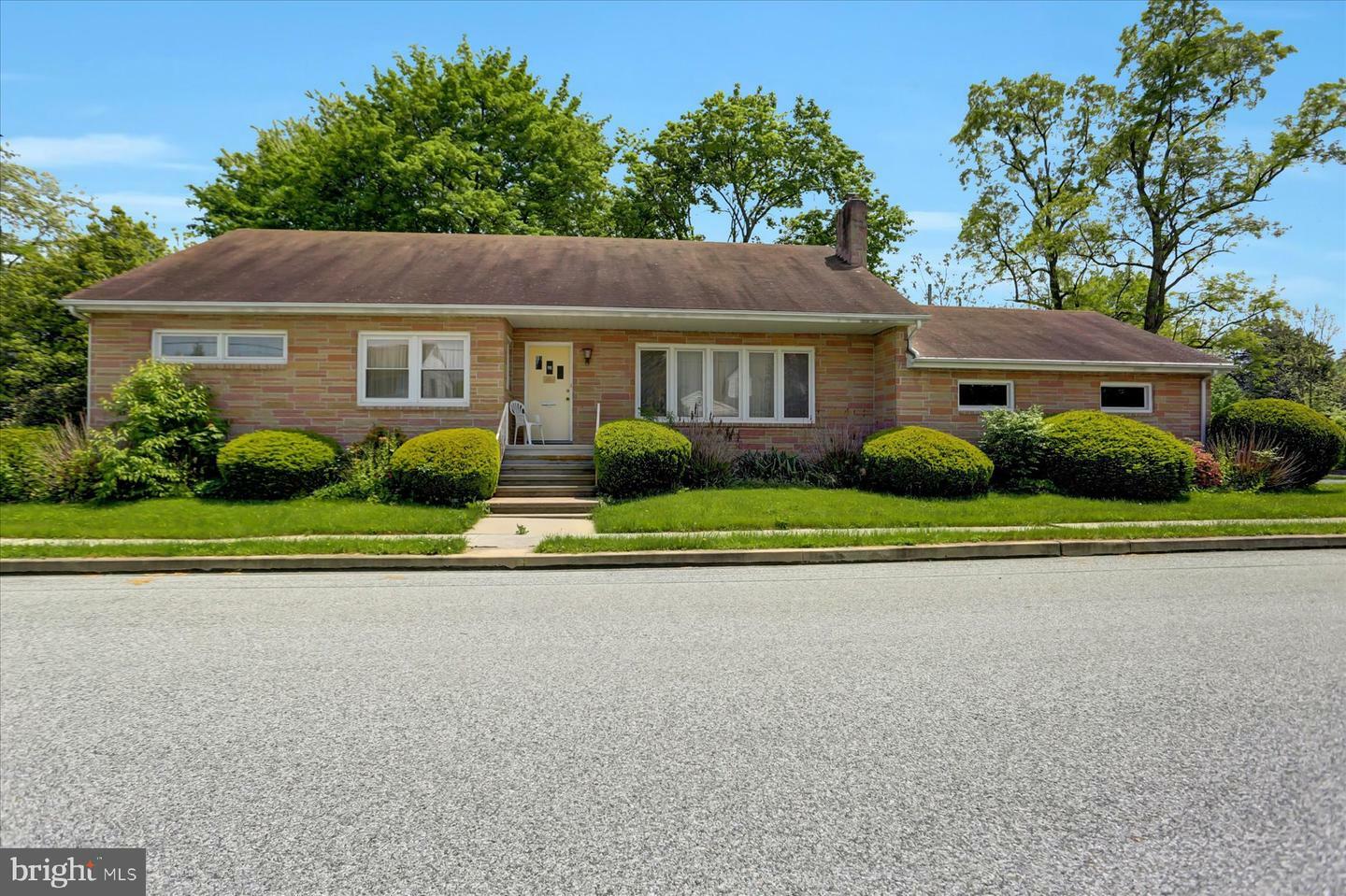 Property Photo: 280 S Howard Avenue PA 17325