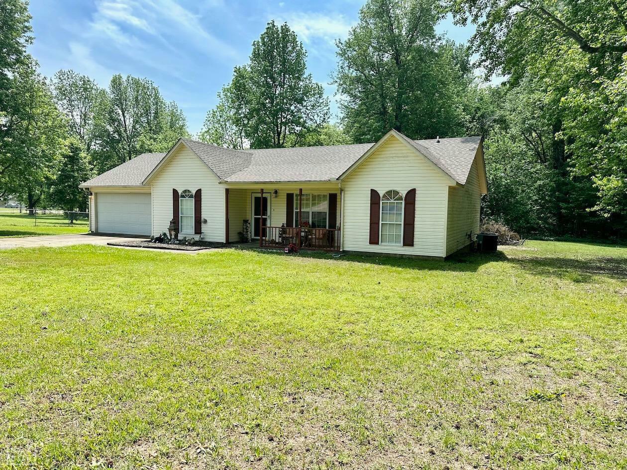 Property Photo:  336 County Road 371  AR 72401 