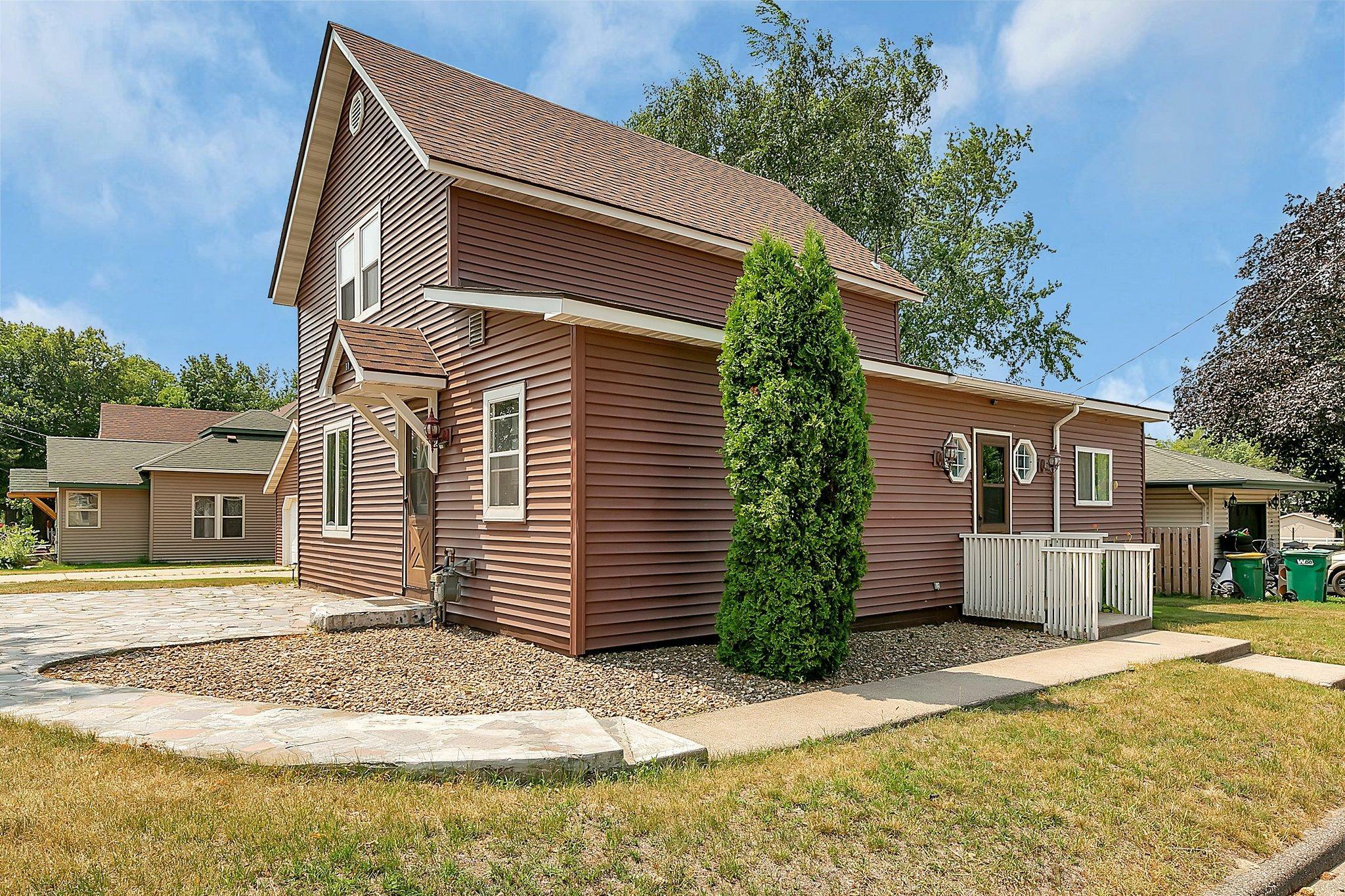 Property Photo: 81 Oak Street N MN 55353