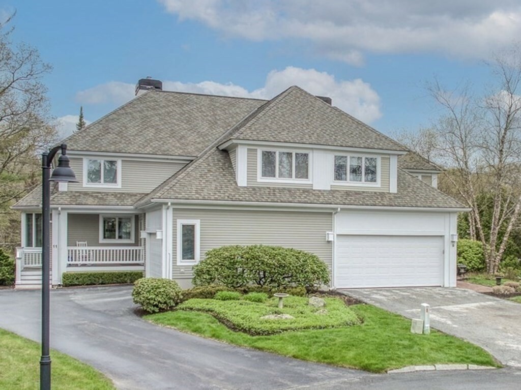 Property Photo: 9 Wimbledon Ct MA 01938