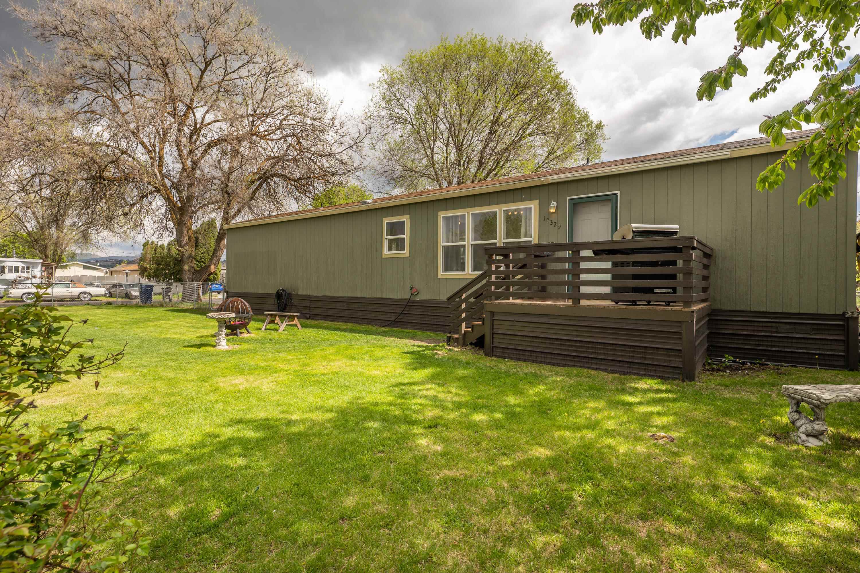 Property Photo: 19329 E Dove Cir WA 99016