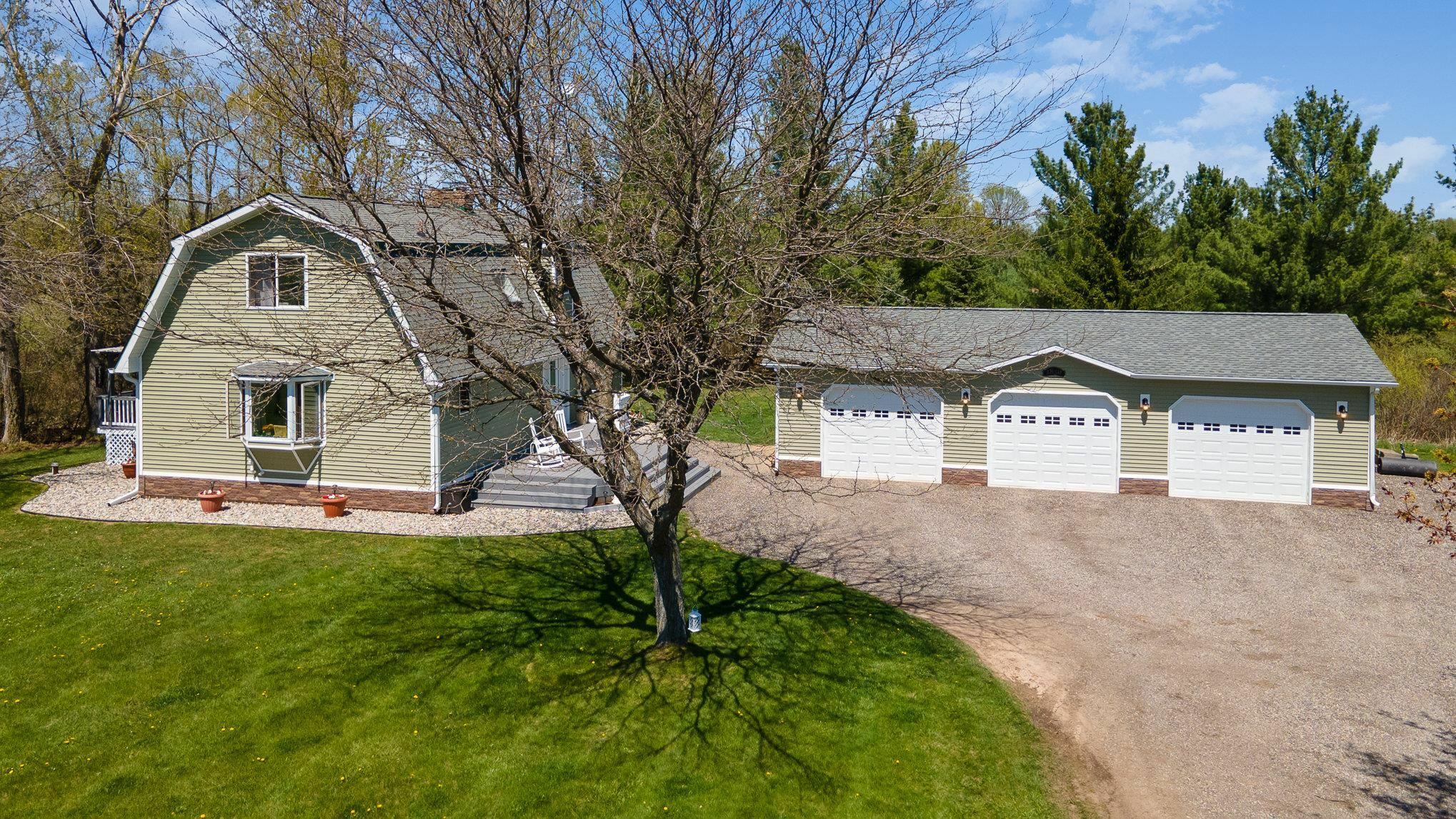 Property Photo: 1850 Highlanders Way MI 48624