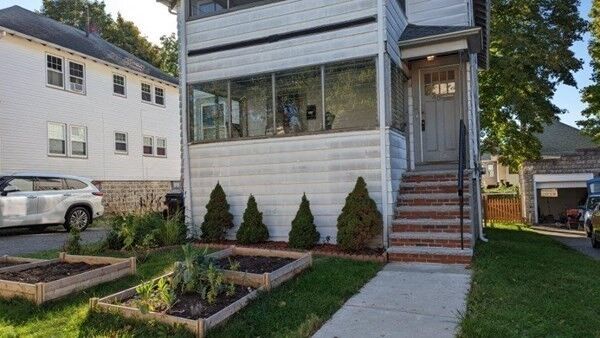 Property Photo:  38-40 Winslow Rd 1  MA 02478 