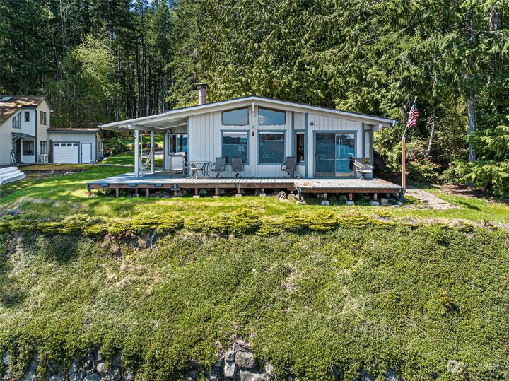 MLS2065548 6570 E Grapeview Loop Road, Allyn, WA 98524