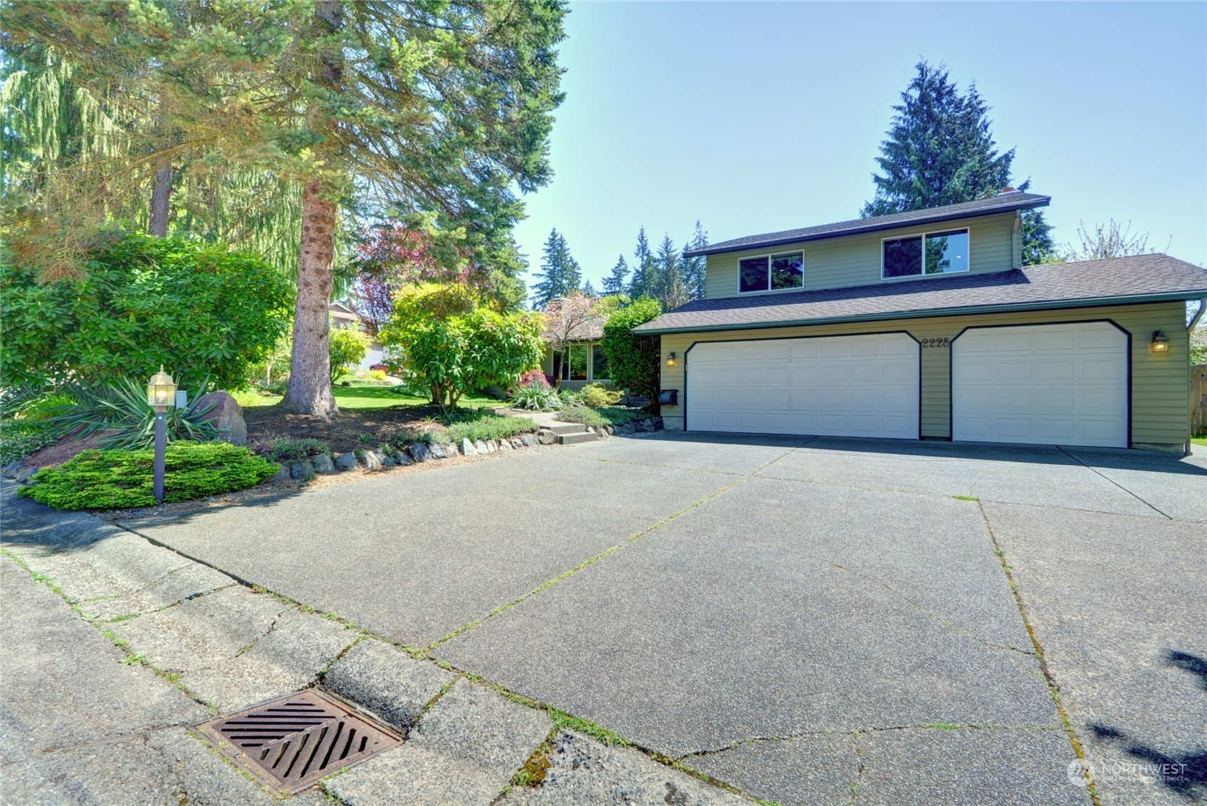 Property Photo:  2228 102nd Place SE  WA 98208 