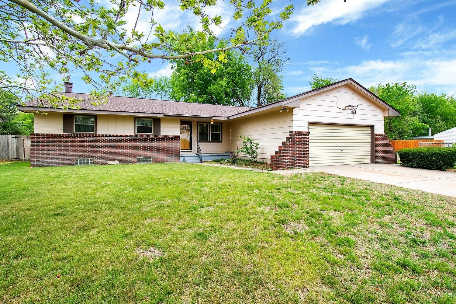 Property Photo:  3108 N Charles Ave  KS 67204-4158 