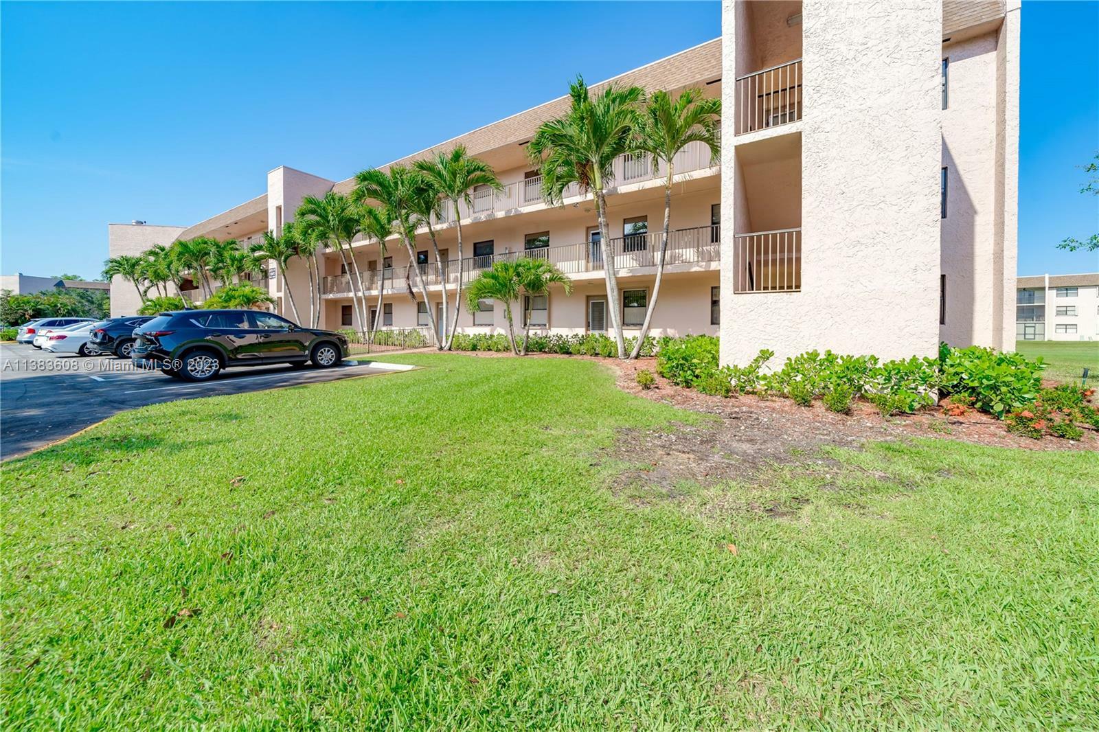 Property Photo:  10402 Sunrise Lakes Blvd 112  FL 33322 