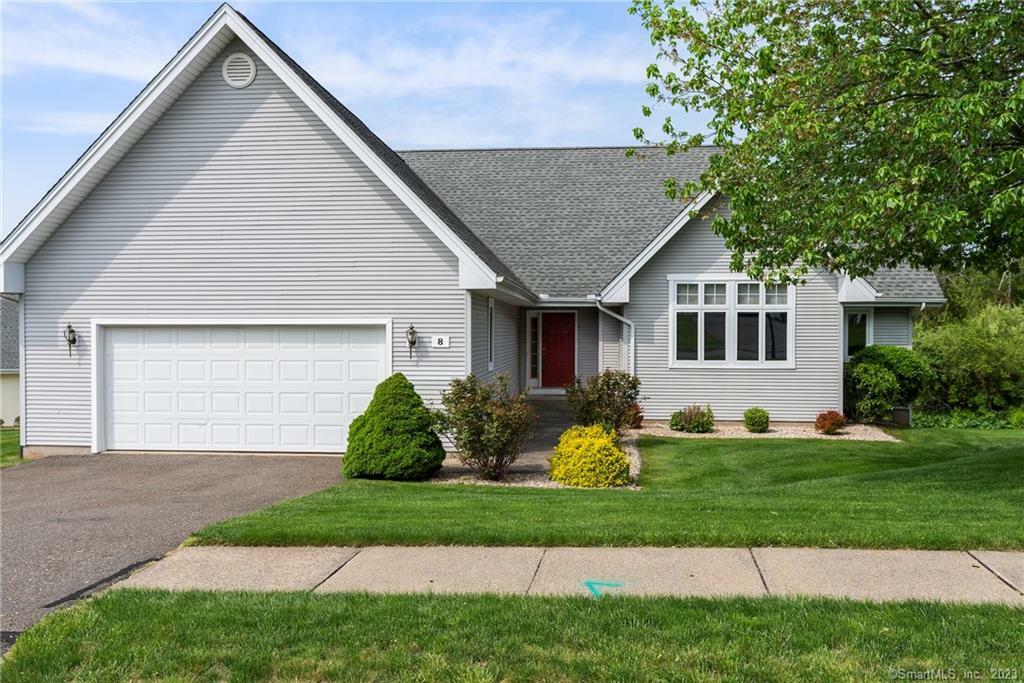 Property Photo: 8 Maxwell Drive 8 CT 06067