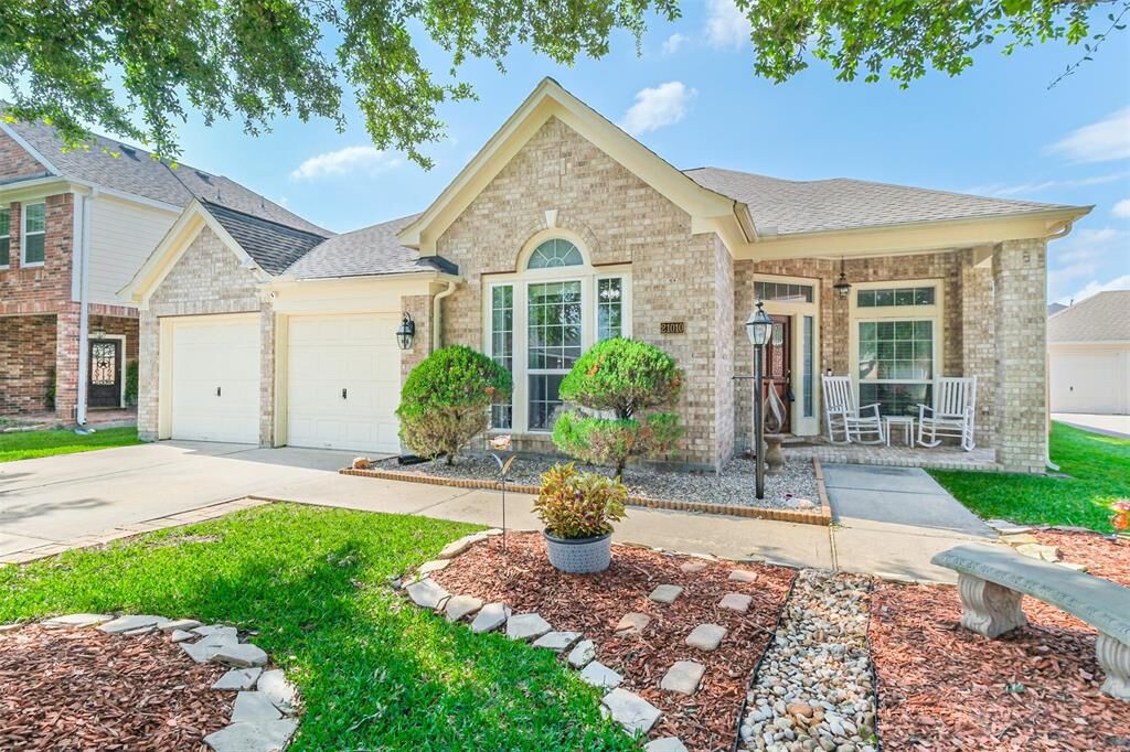 Property Photo: 21010 Golden Sycamore Trail TX 77433