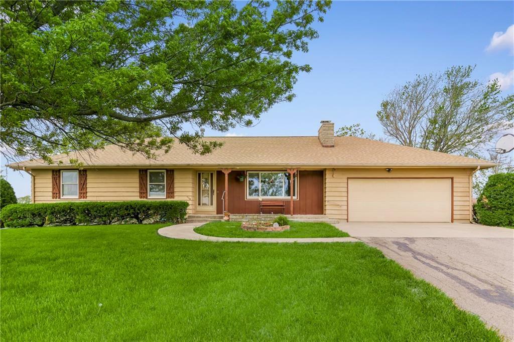 Property Photo: 24883 75 Highway KS 66436