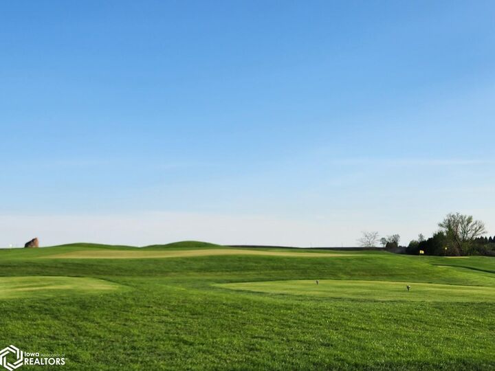Property Photo: 402 Brickyard Road IA 50475
