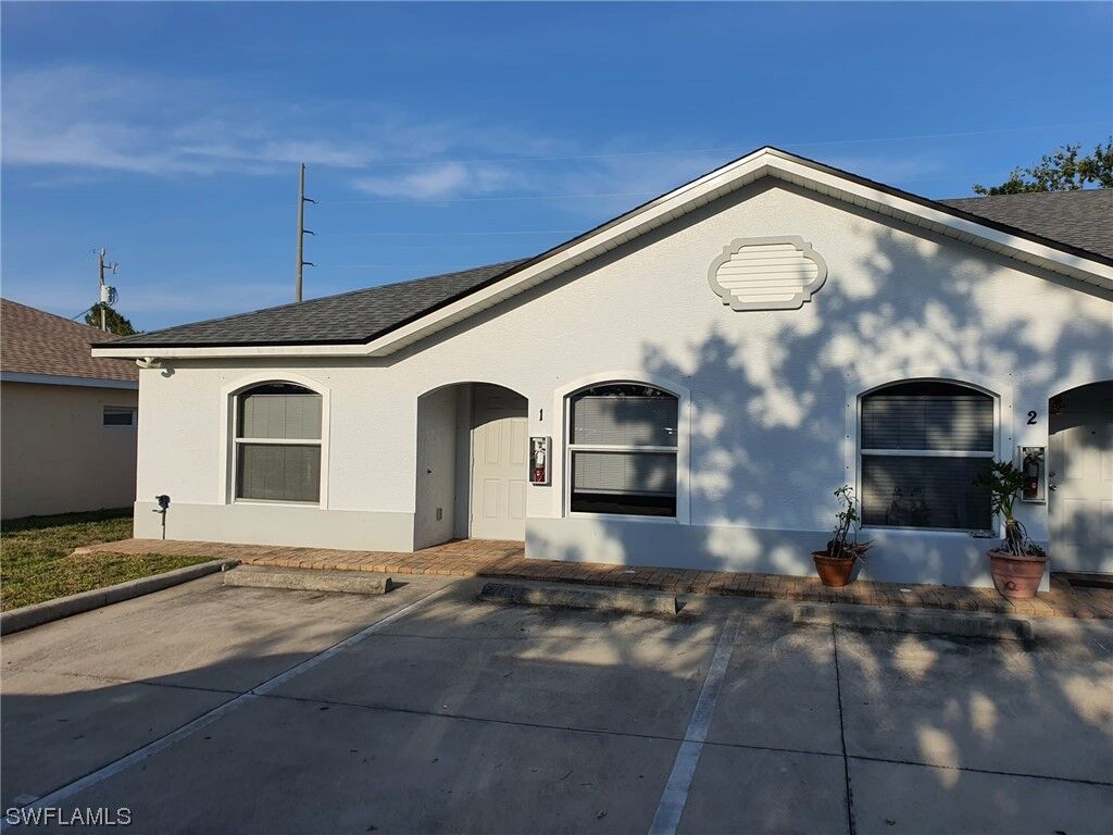 Property Photo: 3625 SW Santa Barbara Place 1 FL 33914