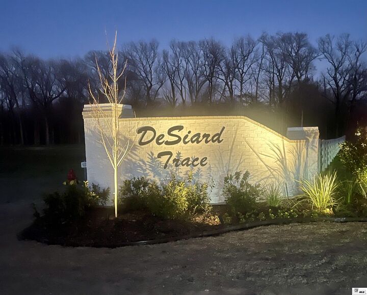 Property Photo: 9295 Desiard Trace LA 71280