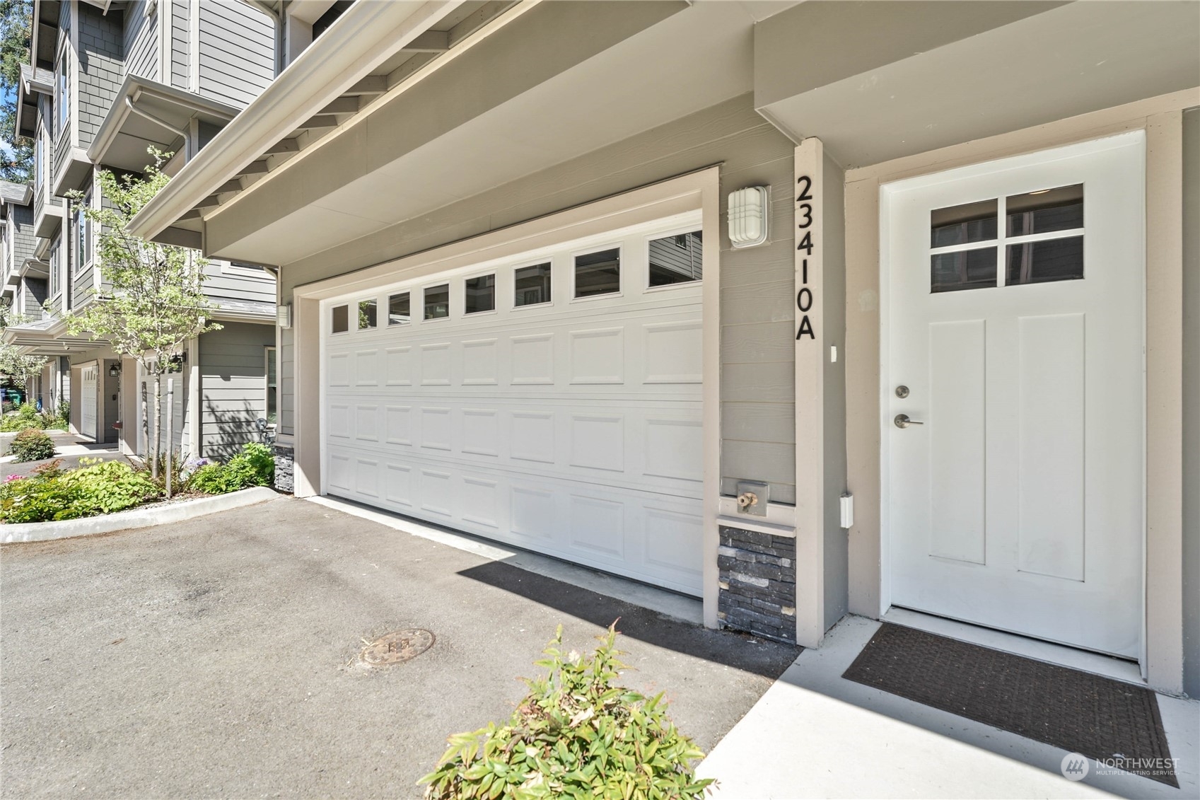 Property Photo: 23410 55th Avenue W A WA 98043