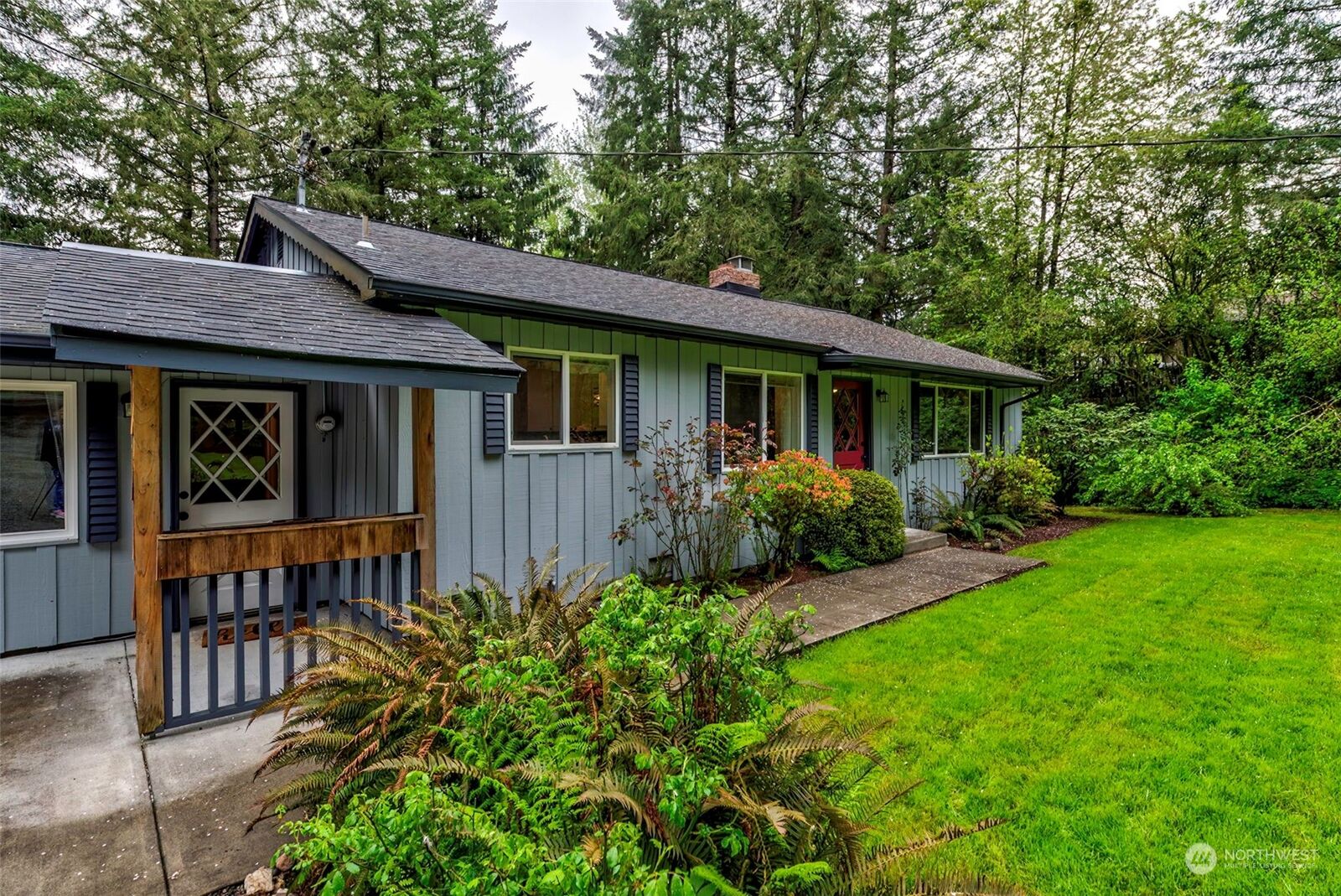 Property Photo:  818 Sandy Bend Road  WA 98611 