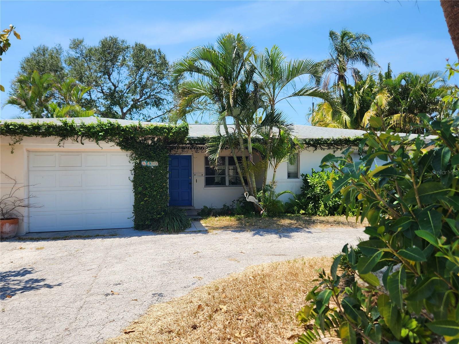 Property Photo:  4300 Poinsettia Drive  FL 33706 