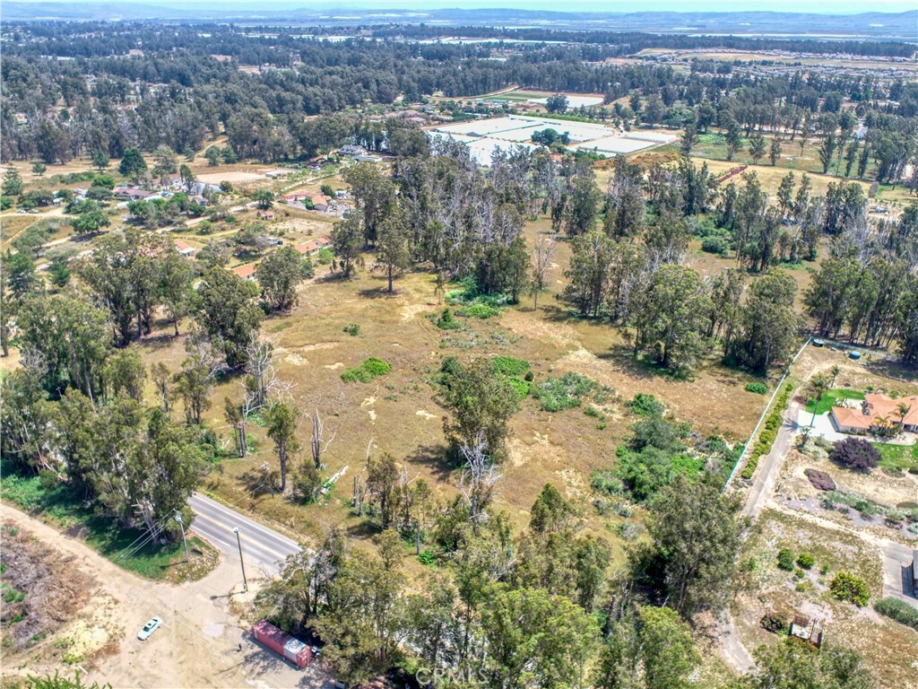 Property Photo: 0 Willow CA 93444
