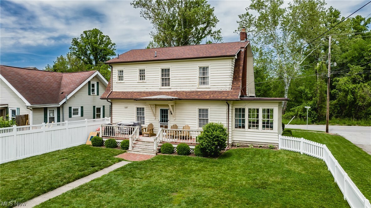 Property Photo:  908 Lakeview Drive  WV 26104 
