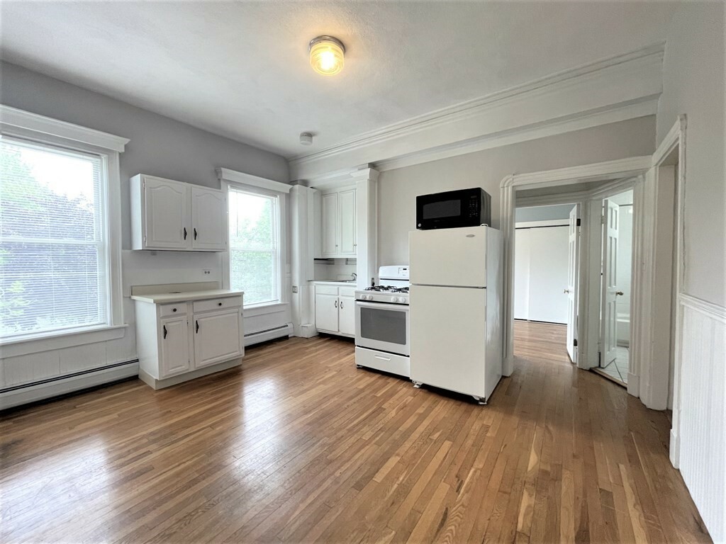 Property Photo: 1 Cedar Sq 2 MA 02140