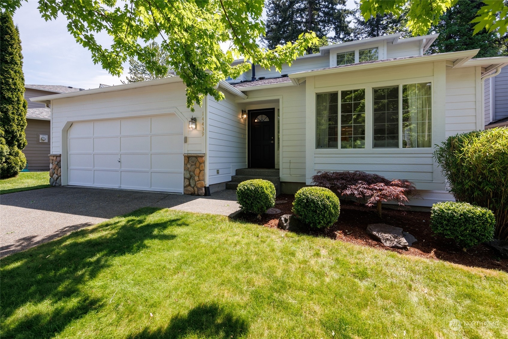 Property Photo:  14439 SE 185th Place  WA 98058 