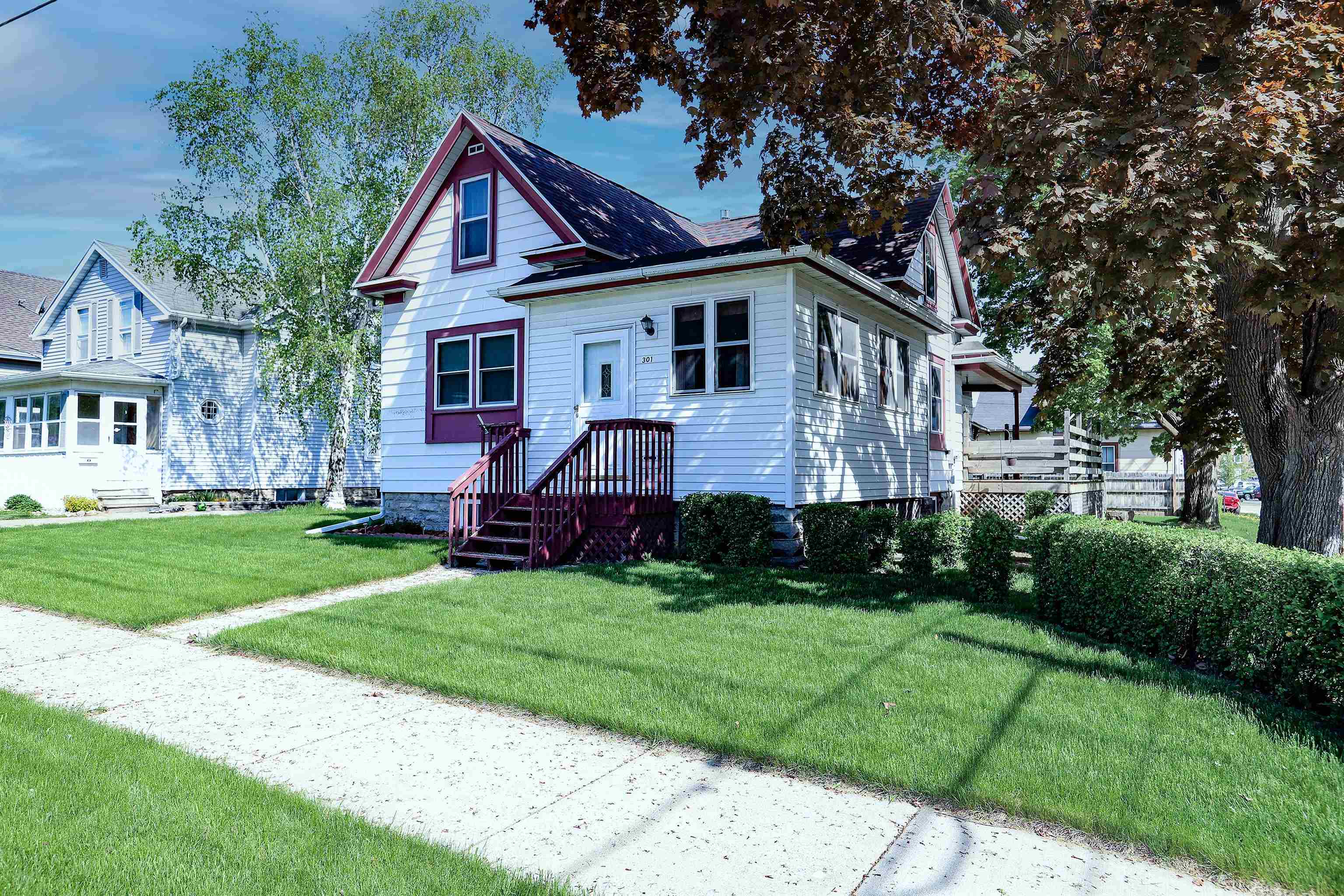 Property Photo:  301 Sherry Street  WI 54956 