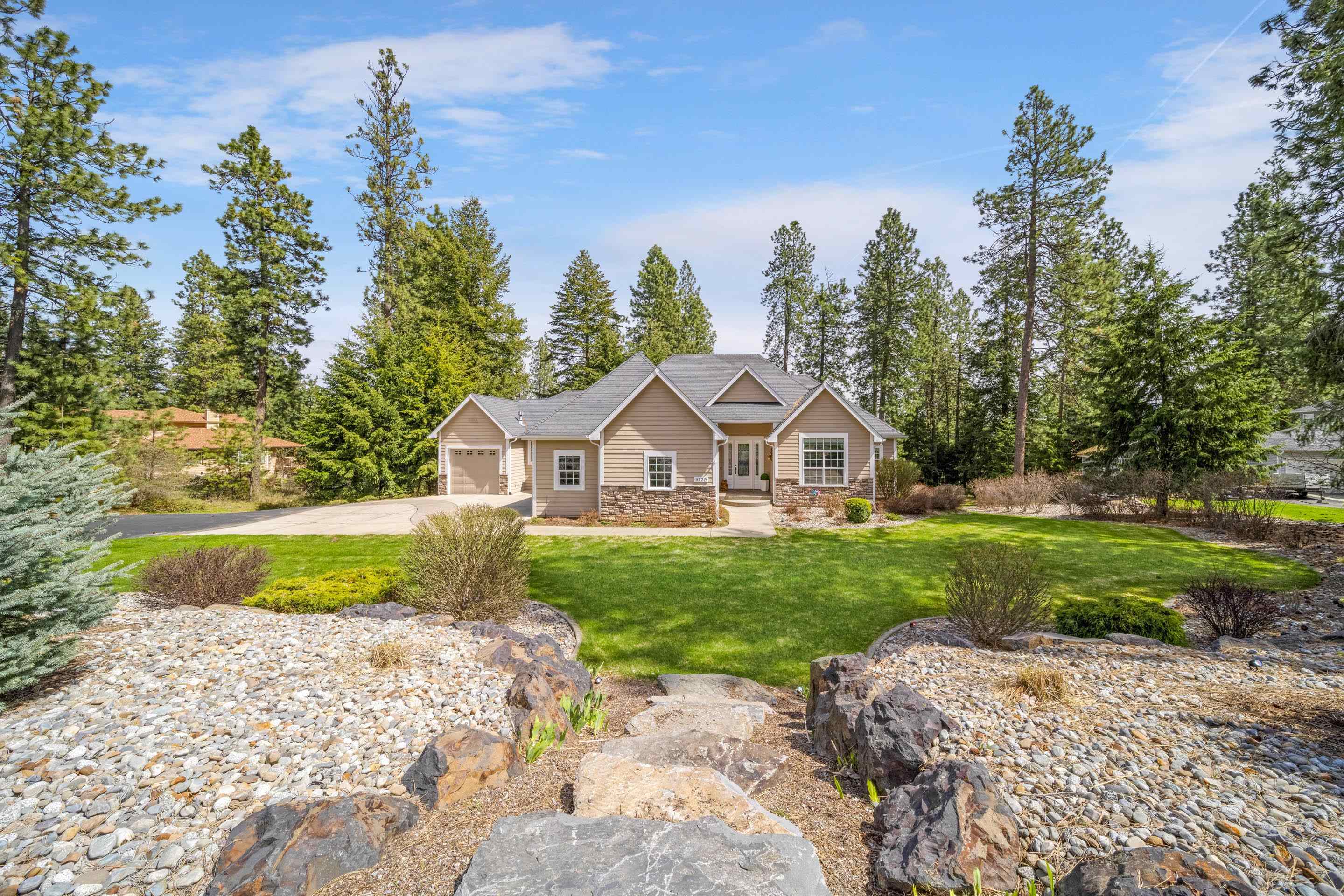 Property Photo: 9120 N Simpson Rd WA 99025