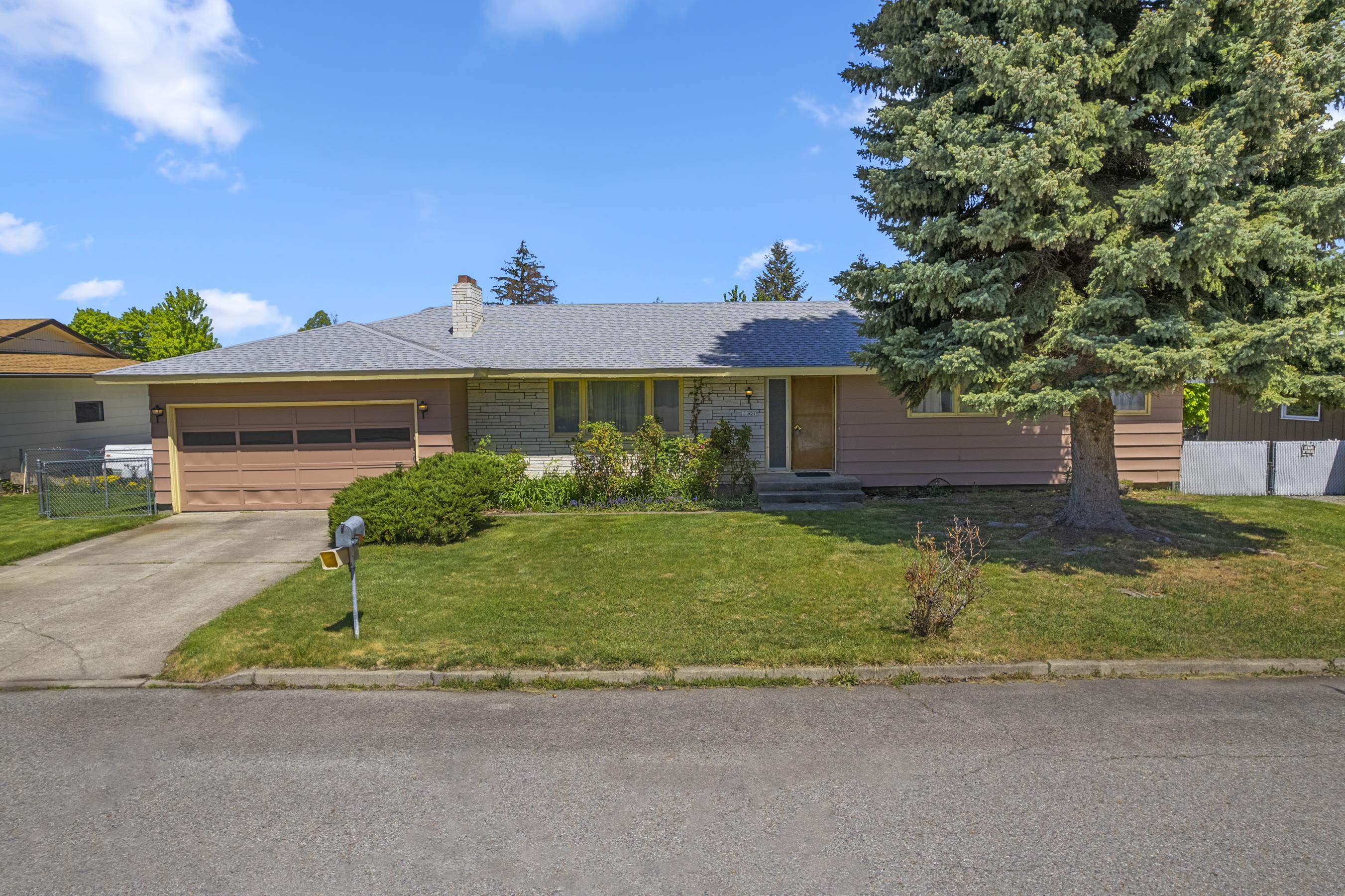 Property Photo: 11921 E 9th Ave WA 99206