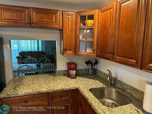 Property Photo: 441 NW 76th Ave 103 FL 33063