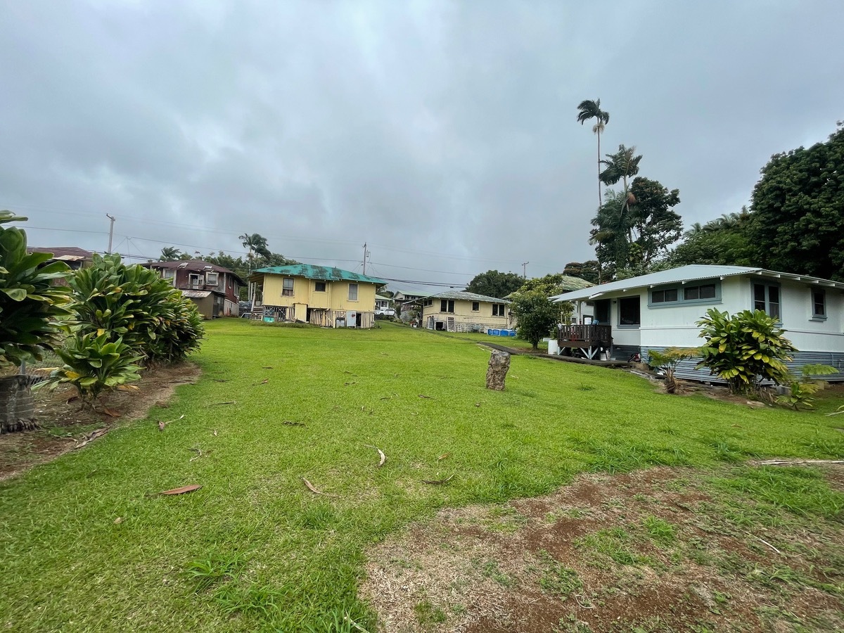 Property Photo:  241 Kapiolani St  HI 96720 