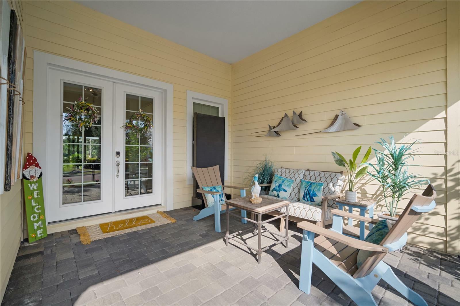 Property Photo: 708 Manns Harbor Drive FL 33572