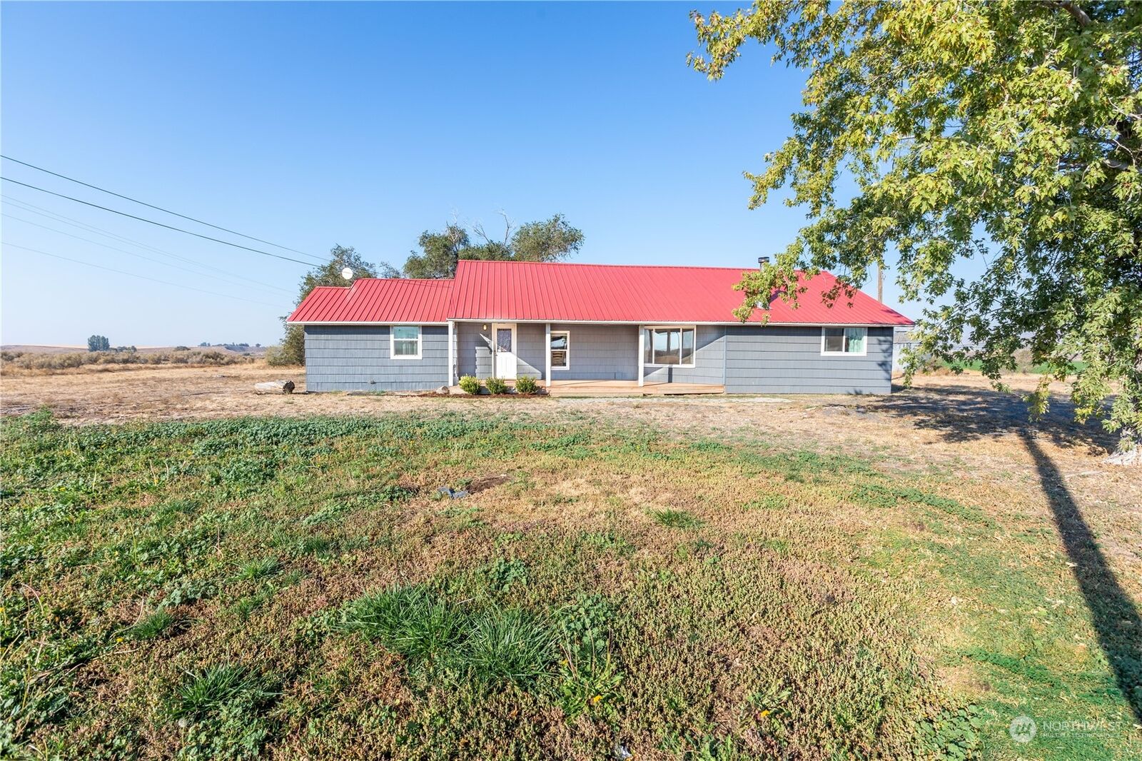 Property Photo:  9328 I.5 Road NW  WA 98823 