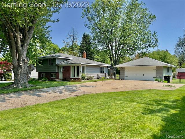 Property Photo:  671 Slocum Drive  MI 48326 