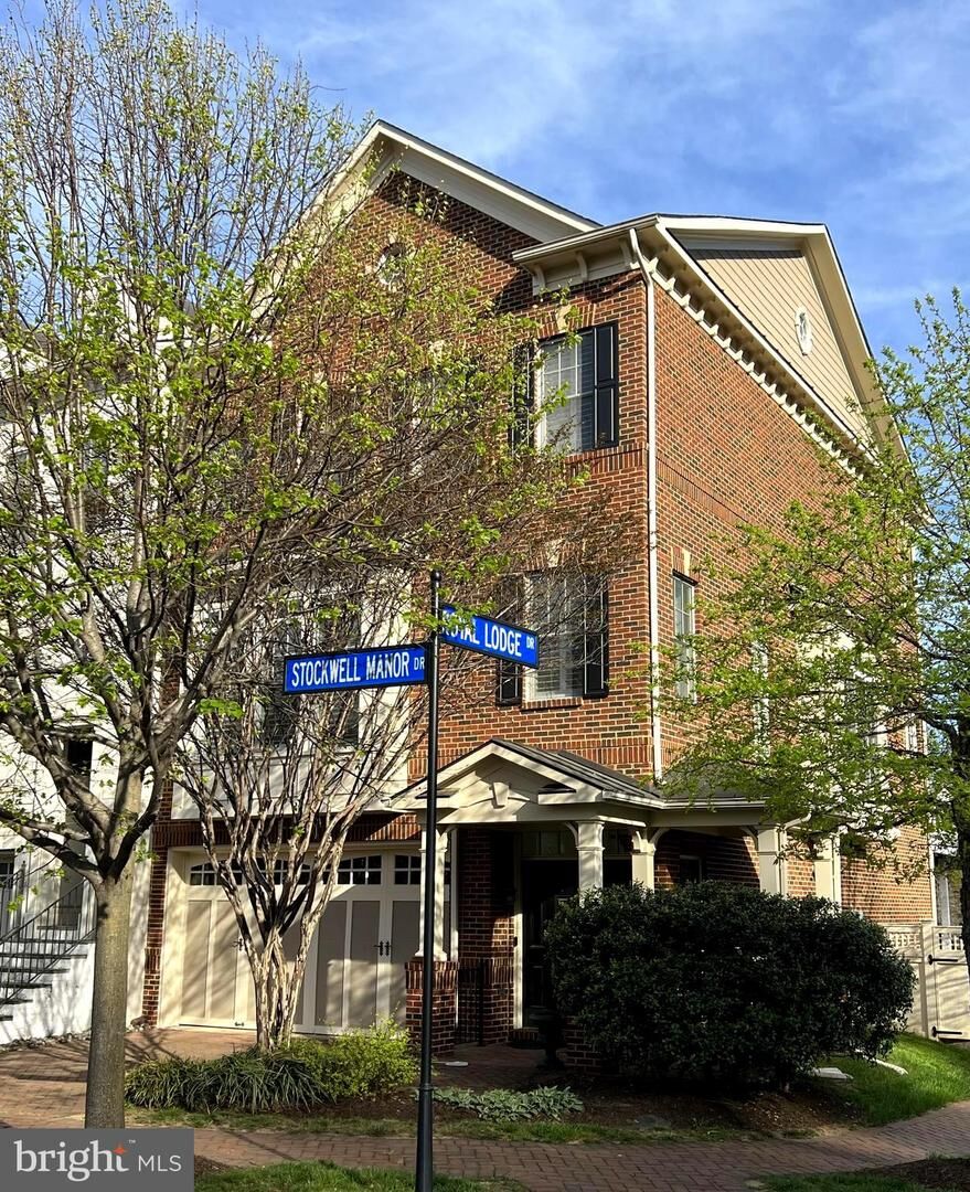 Photo de la propriété:  6780 Stockwell Manor Drive  VA 22043 