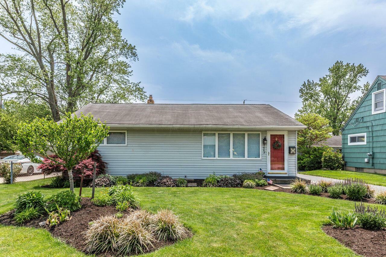 Property Photo:  2443 Shrewsbury Road  OH 43221 